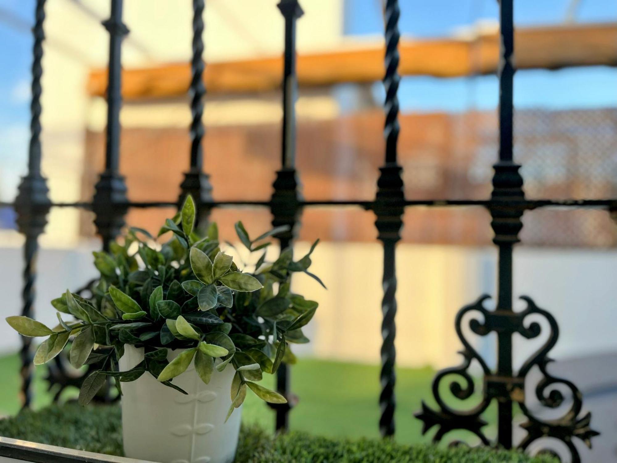 Plaza Espana Family House Seville Exterior photo